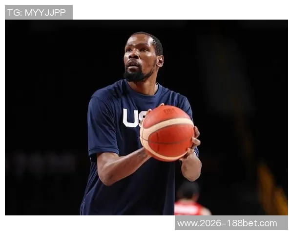 恩比德上半场表现稳定8投5中贡献14分1篮板3助攻1盖帽